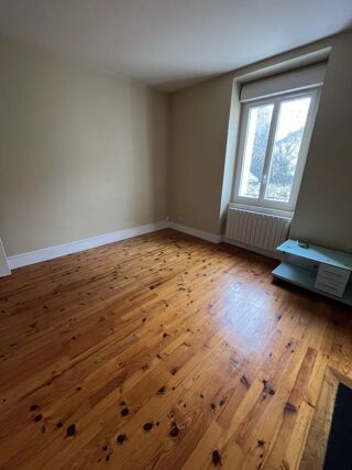  Appartement à louer 1 pièce 34 m²