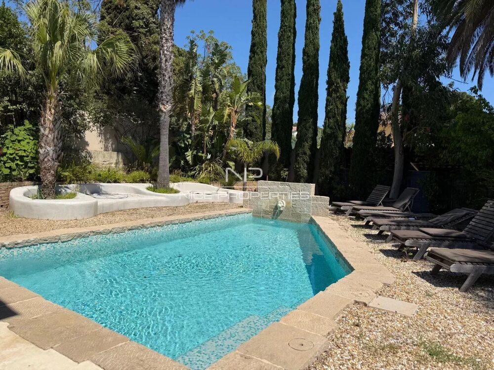 Sainte-Maxime, villa à 100 mètres d'une petite plage