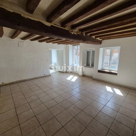   Maison à Montillot, 150 m², 3 chambres et grange Appartement - 150 m²