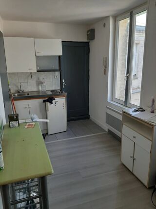  Appartement à louer 1 pièce 13 m²