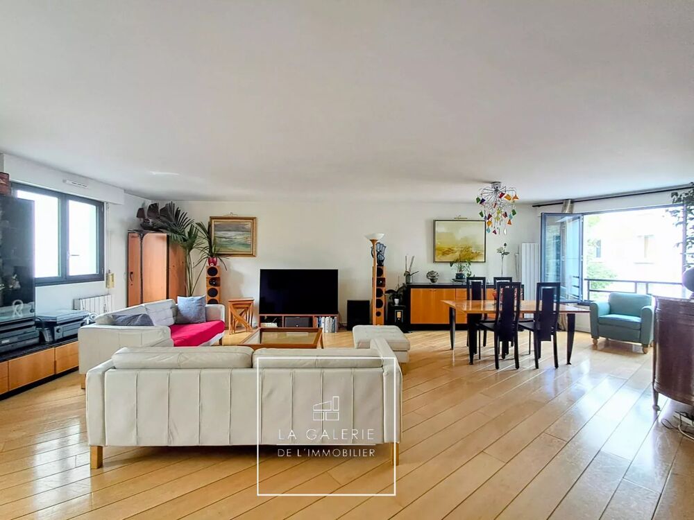 Très bel appartement familial de 170 m2 de 4 chambres, au calme
