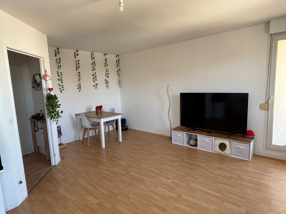 Location Appartement A LOUER - Appartement 2 pices MAINVILLIERS Mainvilliers