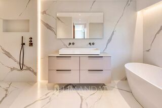  Maison à louer 6 pièces 321 m²