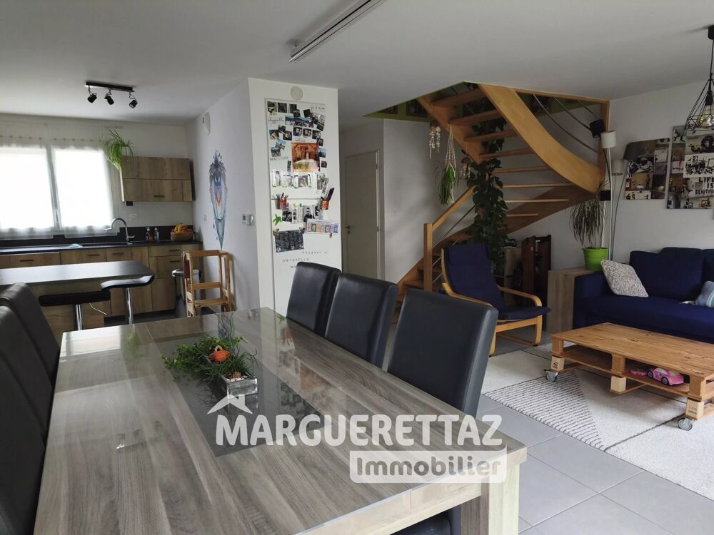 Vente Maison Maison 4 pièces avec jardin plein sud, garage et stationnement p Ayse