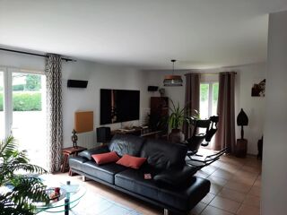  Maison � louer 4 pi�ces 170 m� Rebigue