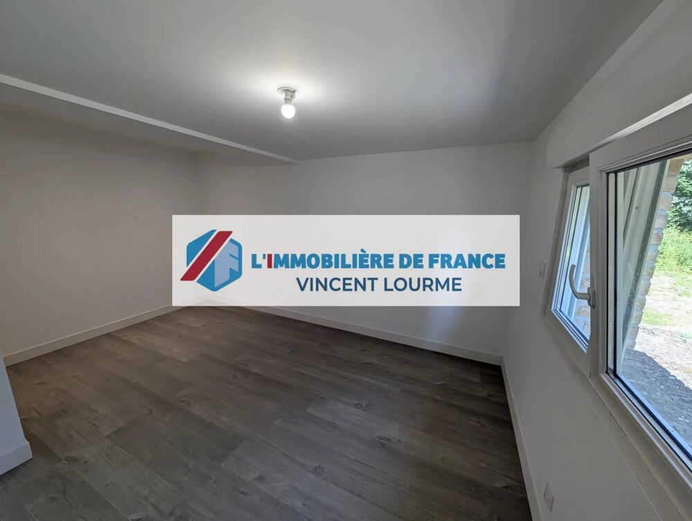Plain-pied rénové récemment  Terrain clos de 2300 m² avec plans