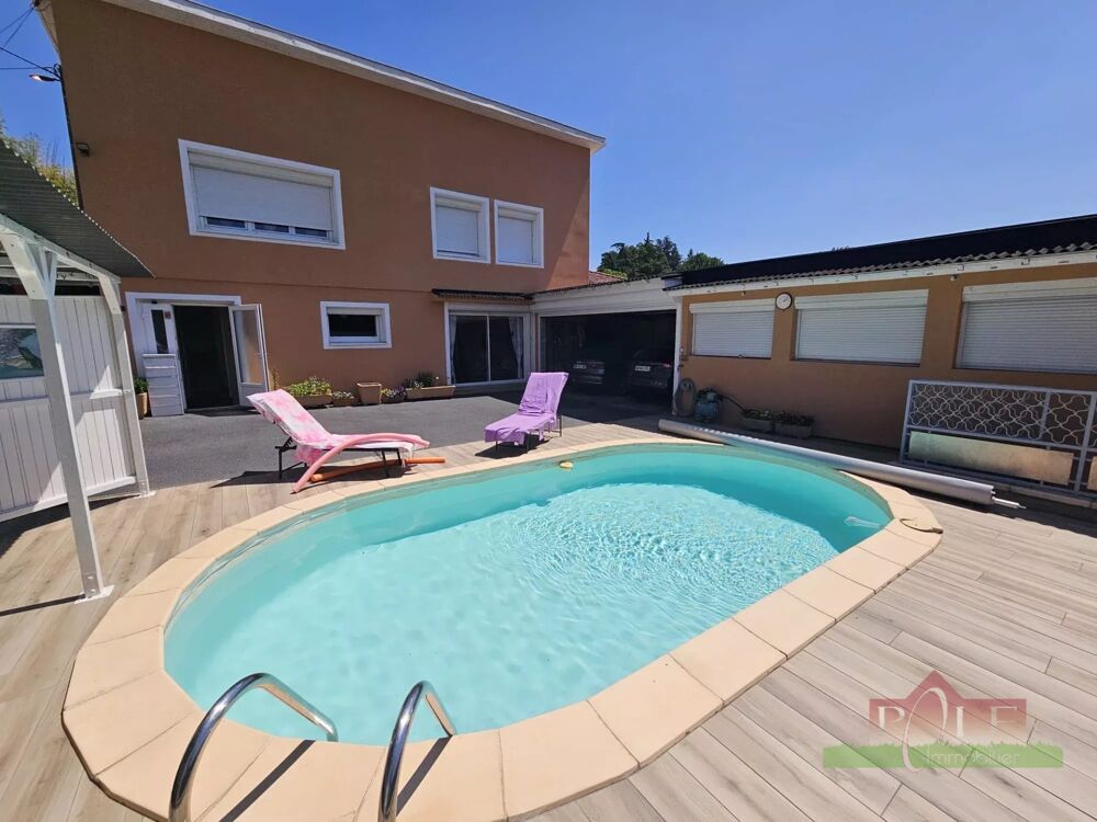 ROUSSILLON, centre ville, Villa T5 de 140 m², terrain de 500 m²