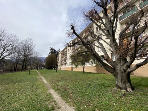  Appartement � louer 4 pi�ces 67 m�