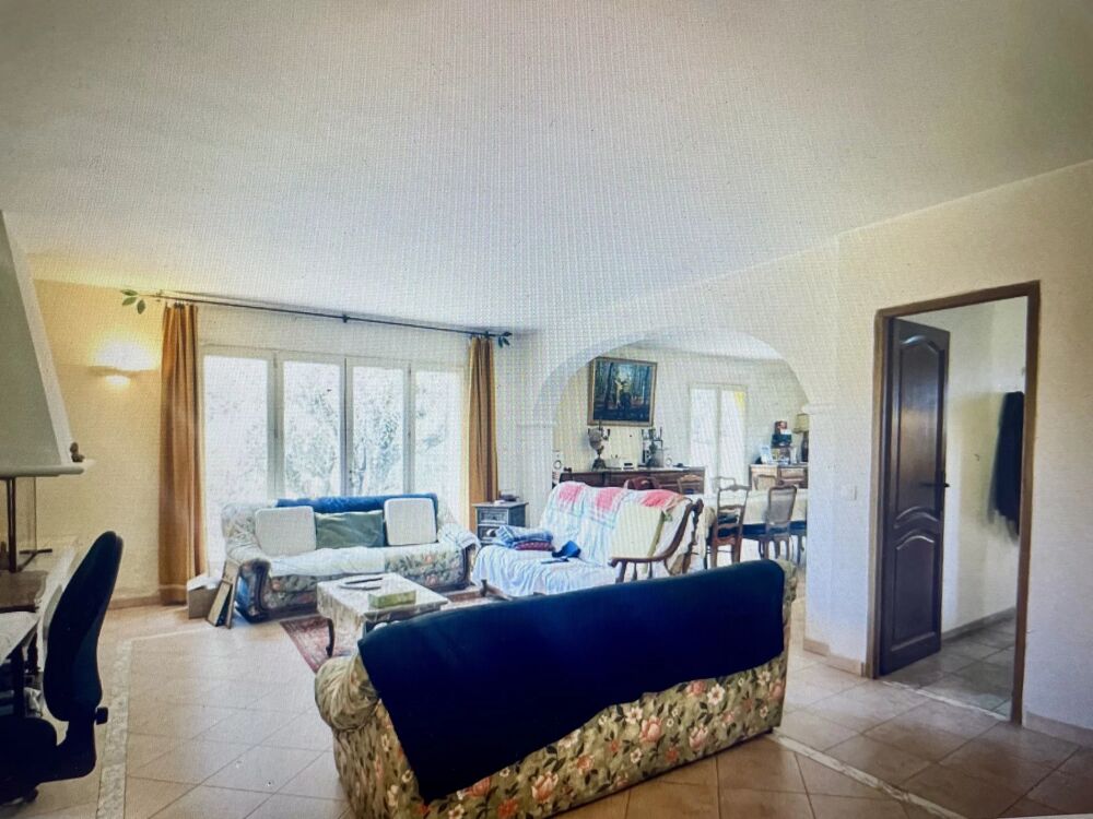 � vendre  Maison Contes (06390)