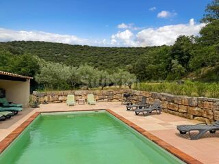  Maison  vendre 10 pices 205 m