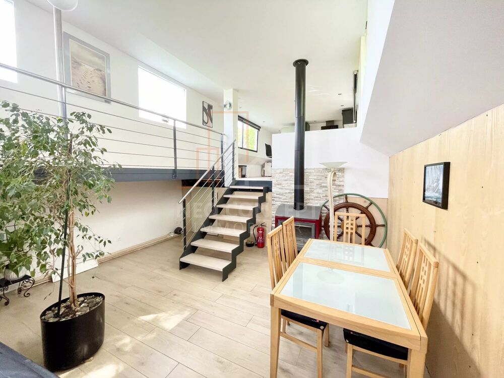 Vente Maison ECKWERSHEIM : Péniche d'habitation contemporaine de 134 m² habit Eckwersheim