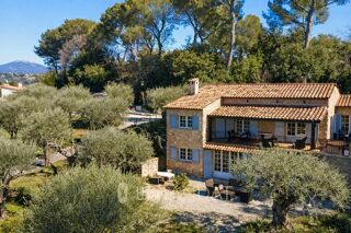  Villa à vendre 7 pièces 183 m²