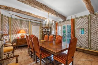  Villa � vendre 15 + pi�ces 640 m�