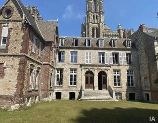  Immeuble à vendre 15 + pièces 1880 m²