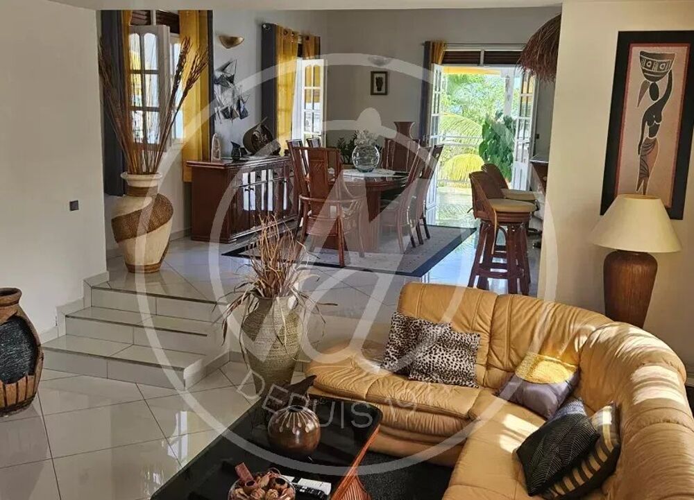à vendre  Maison Baie-Mahault (97122)