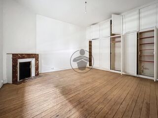  Immeuble à vendre 8 pièces 132 m²