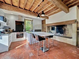  Maison  vendre 8 pices 280 m