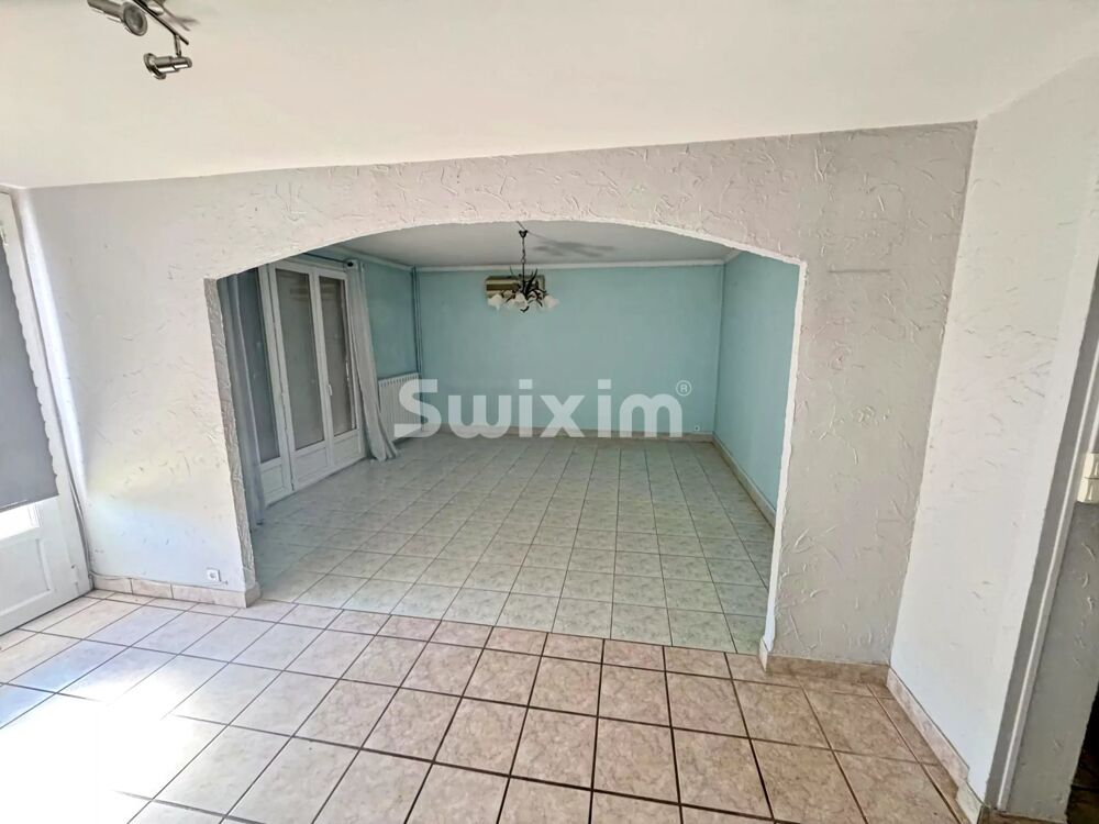 Grande maison familiale de 254 m² à Chaussin