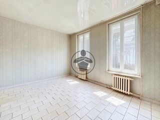 Apartment in Ribemont, Aisne