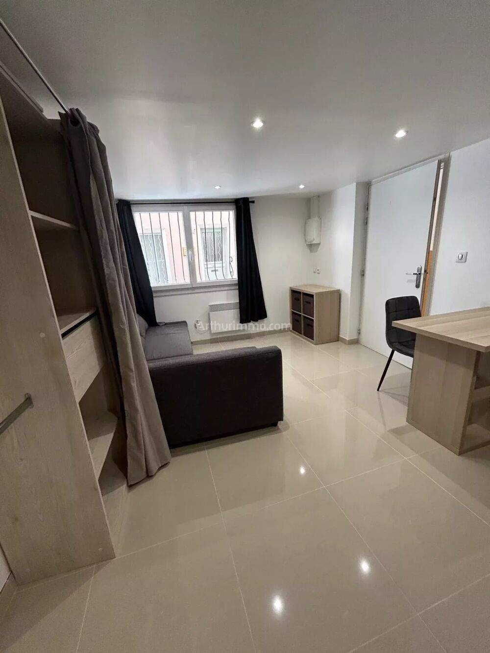 Location Appartement STUDIO MEUBLE Aubagne