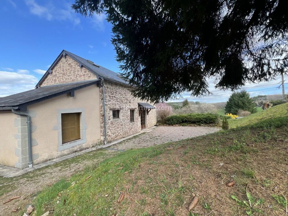 PARC DU MORVAN, MOUX-EN-MORVAN; Bel ensemble immobilier.