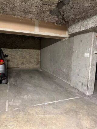  Parking / Garage � vendre 