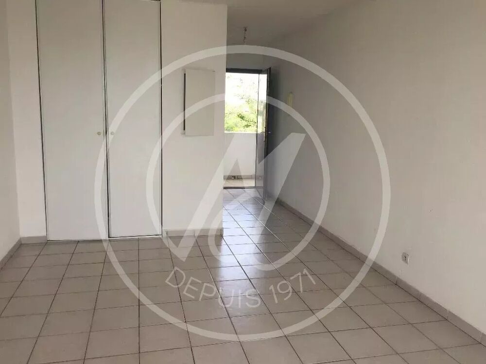 Location Appartement STUDIO NON MEUBLE - RESIDENCE DE L'UNIVERSITE Les abymes