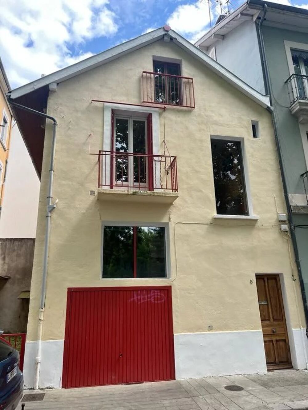 Maison 6 pièces 197 m² · à Grenoble · 197 m² · 334 000 €