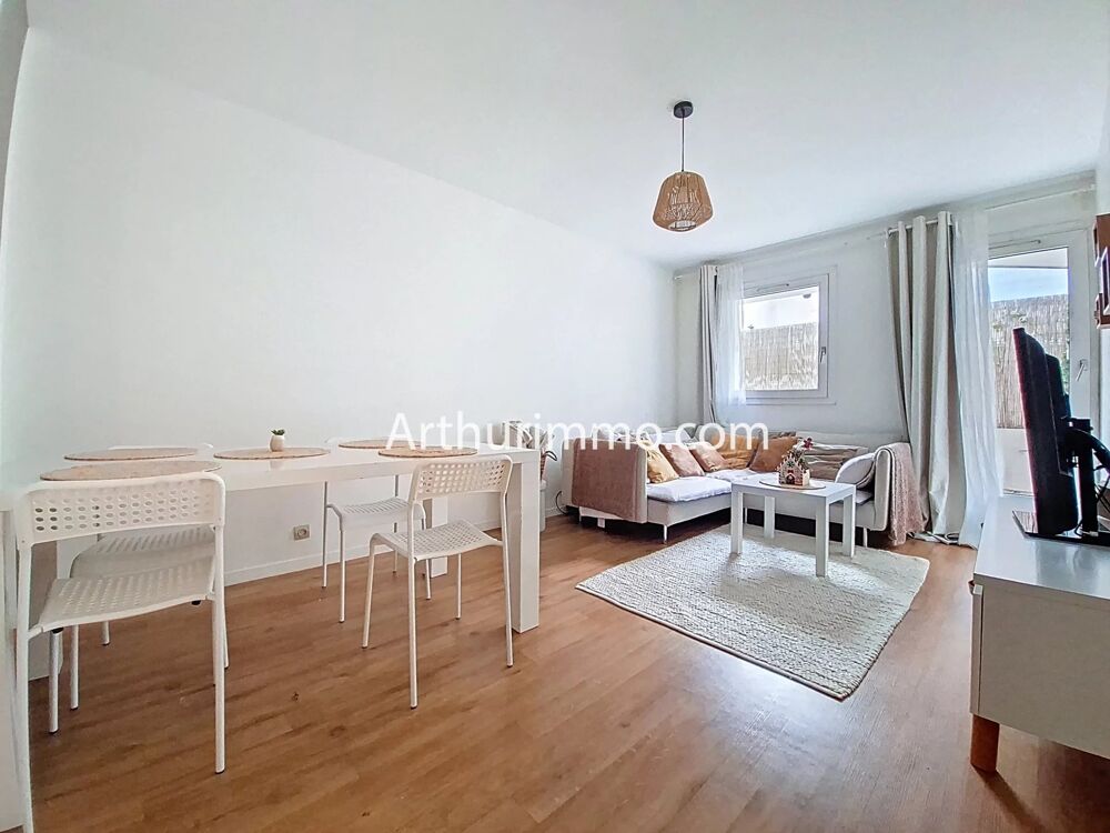 Appartement 3 pièces avec terrasse privative