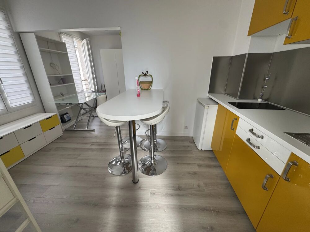 Vente Appartement petit deux pièces calme et lumineux Paris 19