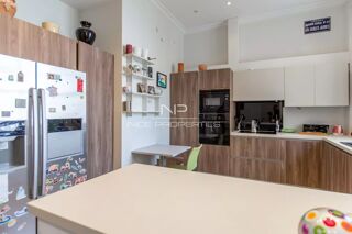  Appartement � vendre 5 pi�ces 149 m�