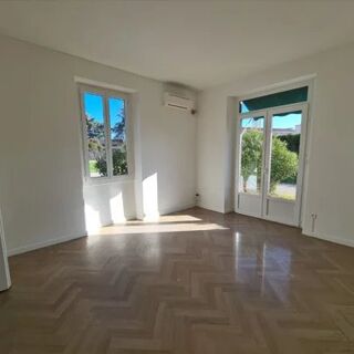  Villa à vendre 15 + pièces 280 m²