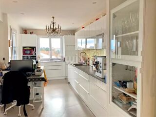  Appartement � vendre 5 pi�ces 147 m�