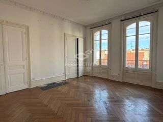  Appartement � louer 4 pi�ces 109 m�