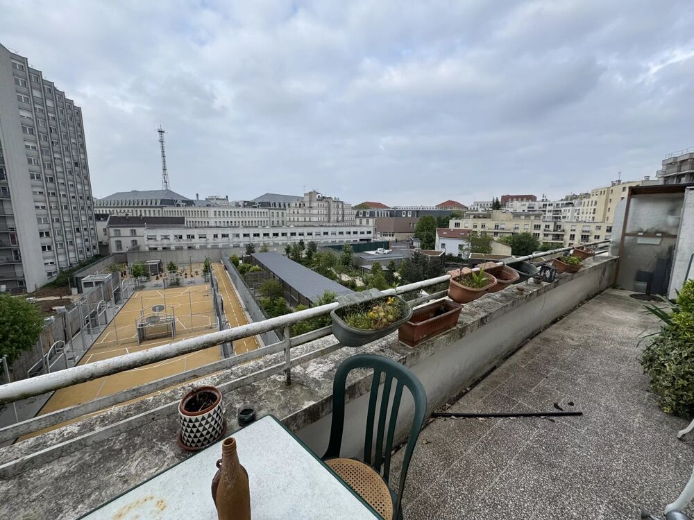 Vente Appartement 5 pièces deux balcons une terrasse deux parkings Paris 20