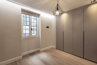 Vente Appartement NICE VIEUX NICE/ Coulée Verte , Superbe T3 rénové de 70m2 Nice