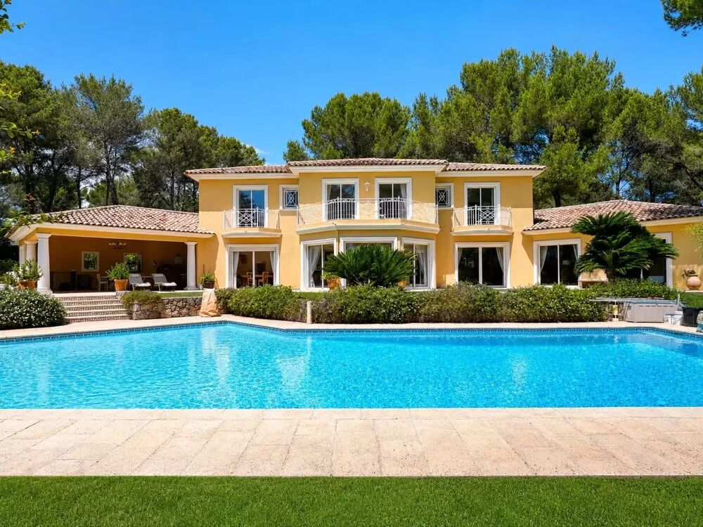 Vente Maison A vendre à  Mougins belle Propriété de 430 m² sur un Terrain de Mougins