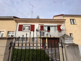  Immeuble à vendre 213 m²