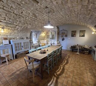  Maison � vendre 9 pi�ces 219 m�