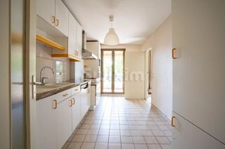  Appartement  vendre 4 pices 121 m