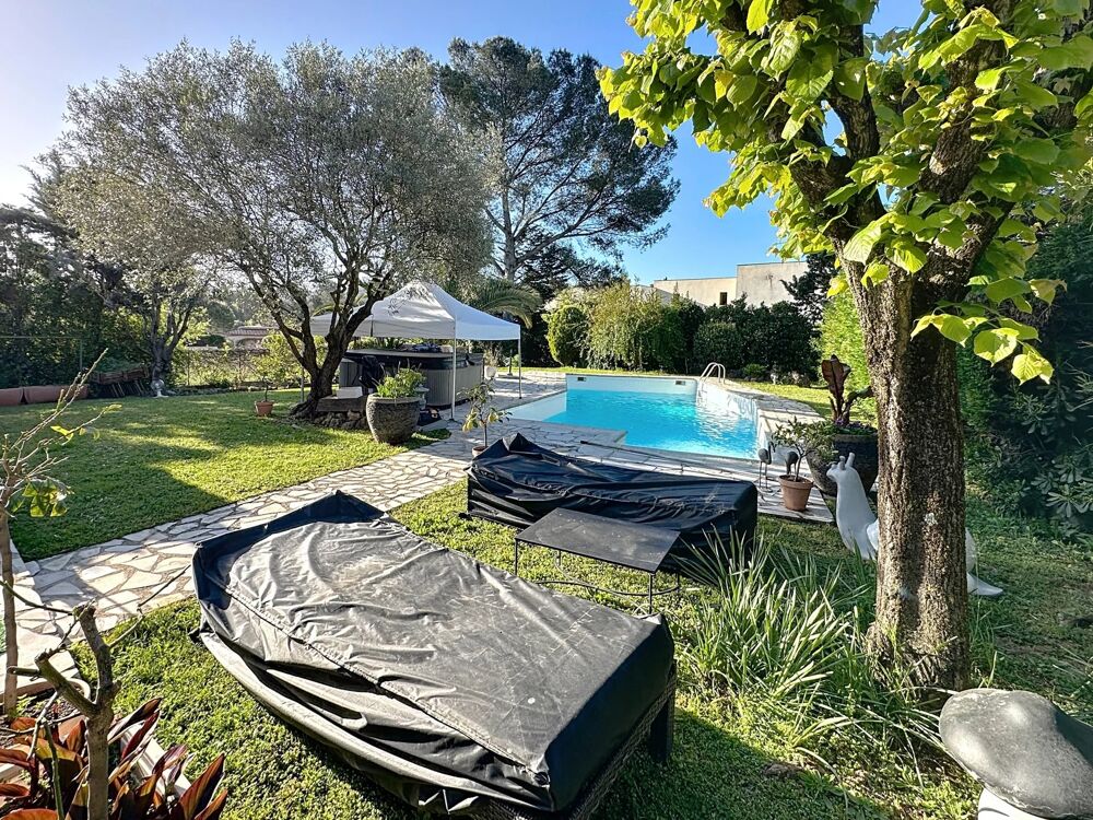 VILLA 4 P 1250 M² TERRAIN AVEC PISCINE
