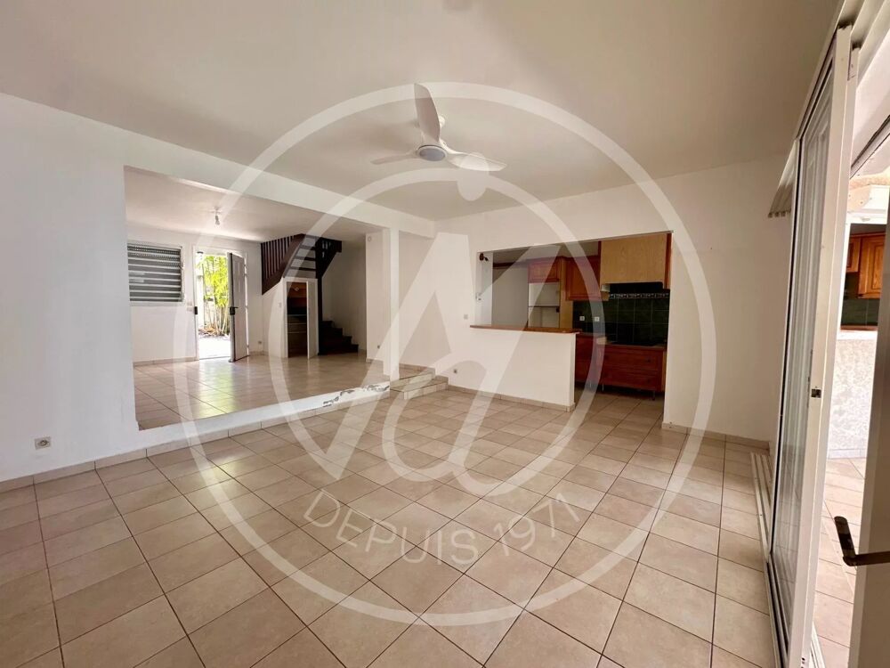 Location Maison A LOUER 1650 euros* VILLA JUMELEE - MOUDONG SUD - BAIE MAHAULT Baie-mahault