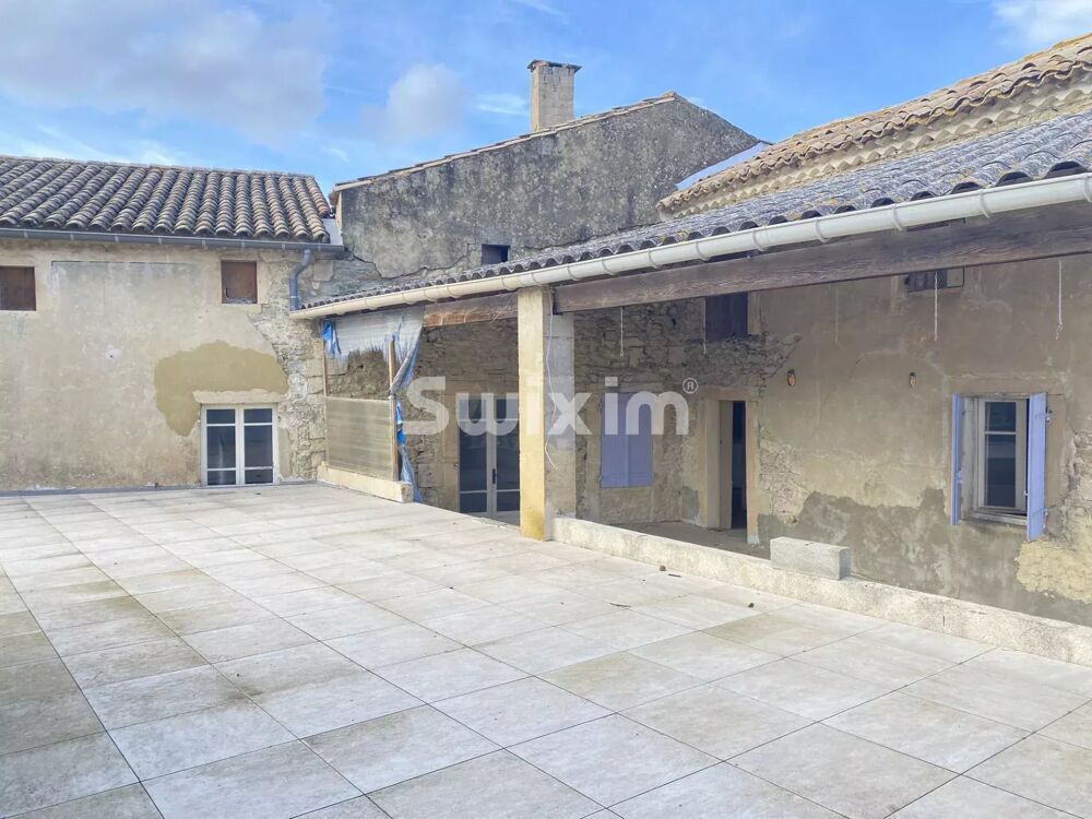 Vente Immeuble Ensemble immobilier potentiel 400 m2 avec revenus locatifs Cavillargues