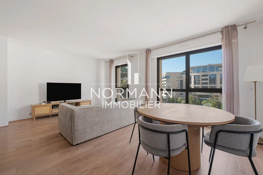 Vente Appartement EXCLUSIVITE- PLACE POMPIDOU-74M2- BALCON - 2 CHAMBRES-CAVE Levallois-perret