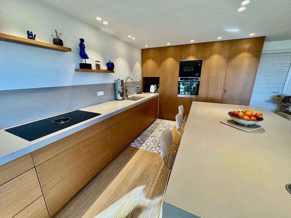 Vente Appartement Cannes Tassigny vente 4 pièces en dernier étage Cannes
