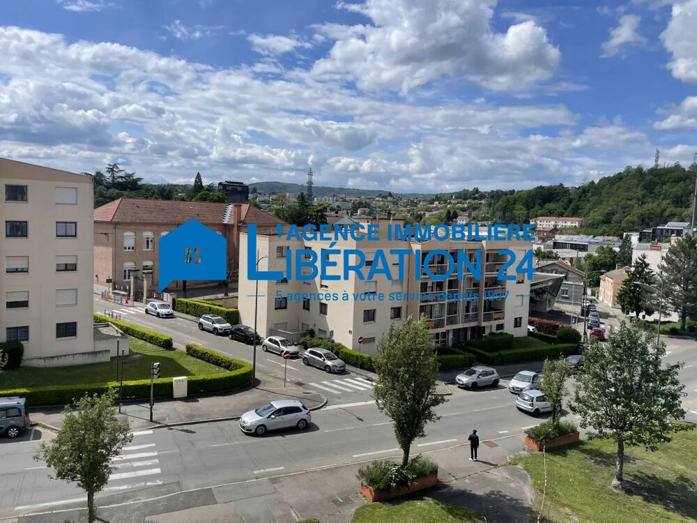 Vente Appartement Appartement 80 m²  3 Chambres Garage Balcon Traversant Bon DPE Firminy