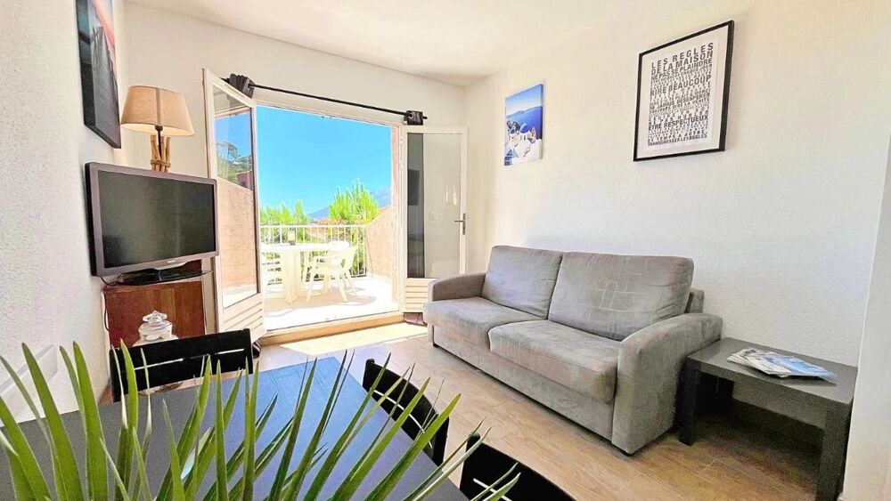 Location Appartement Deux pièces de meublé de 30m² avec parking et terrasse de 11m² Théoule-sur-mer