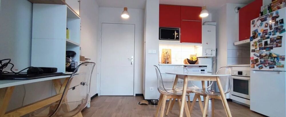 T2 AVEC BALCON ET PARKING