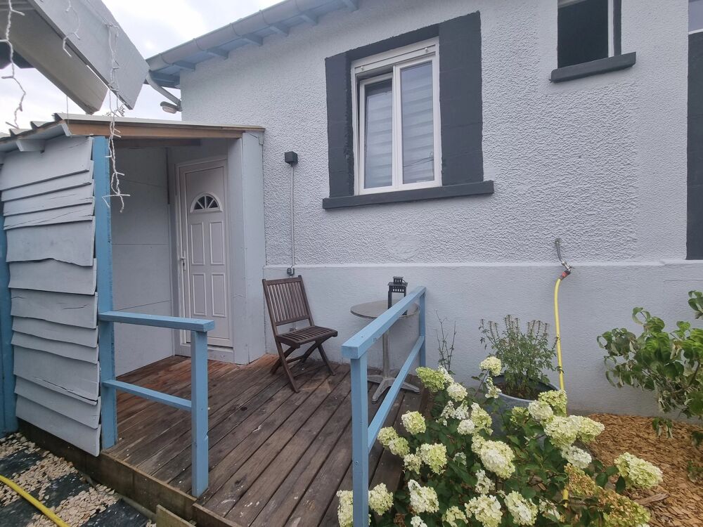 T1 BIS MEUBLÉ - SAINT-JEAN-LE-BLANC AVEC TERRASSE ET STATIONNEME