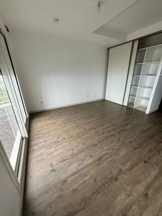  Appartement à louer 1 pièce 23 m²